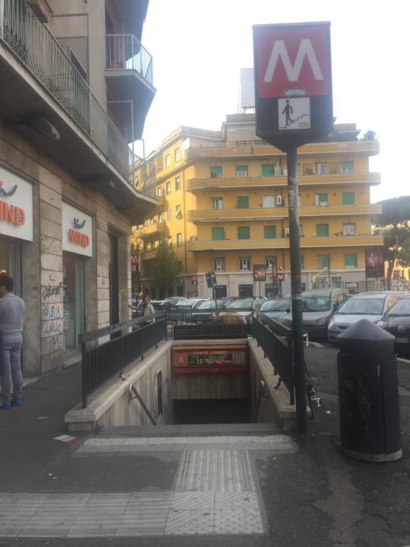 Готель Desiderio Di Roma Екстер'єр фото