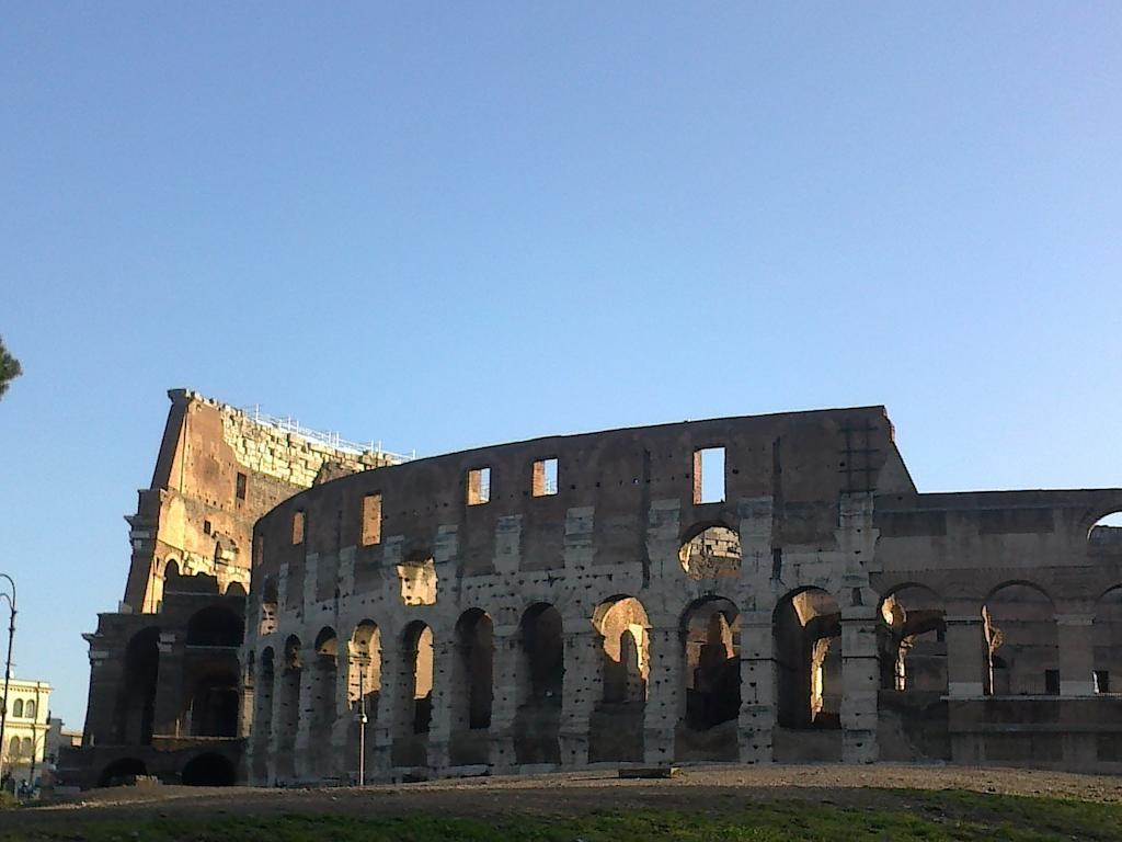Готель Desiderio Di Roma Екстер'єр фото